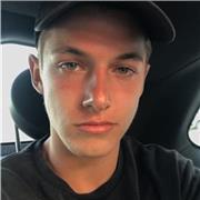 Soy estudiante de inglés avanzado y ofrezco clases de nivel Inicial/Basico totalmente personalizadas